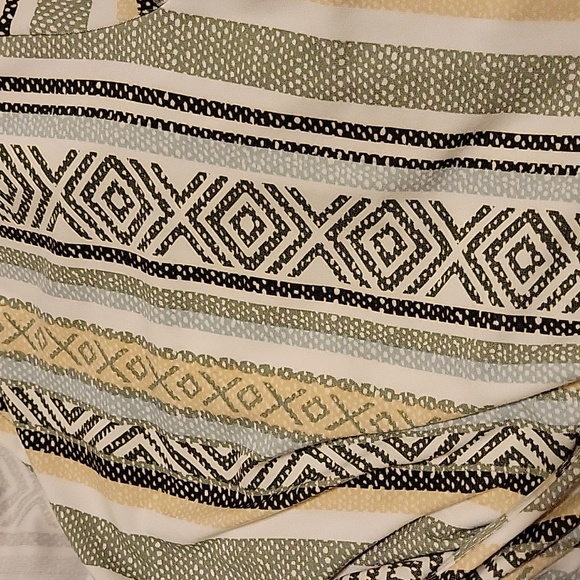 No Boundaries size XXL (19) Bohemian Romper with high low green and white - Picture 4 of 6